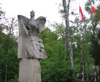 Pomnik Bohaterów na Placu Stefana Starzyńskiego, ul. Kościuszki