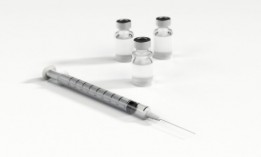 Ruszają szczepienia ochronne przeciw grypie dla osób w wieku 65 lat i starszych  - grafika