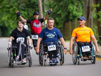 Bieg STO-nogi ma również klasyfikacją osób poruszających się na wózkach inwalidzkich